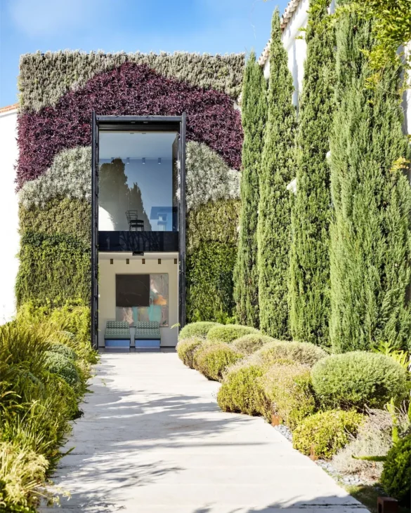 ELM - Baxter Gallery Marbella