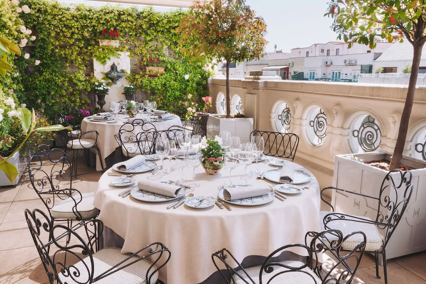 ELM - Haroma Restaurant